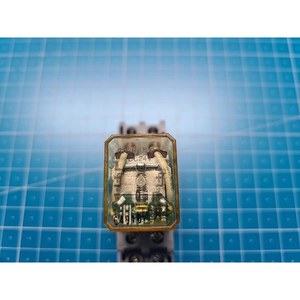ไอดีซี RH2B-ULD (รีเลย์)/SH2B-05C (ฐานซ็อกเก็ต) RH2B-ULD DC24V + SH2B-05C ที่ใช้เป็นชิ้นส่วนอุปกรณ์เซมิคอนดักเตอร์รุ่นเก่า - Product Image 3
