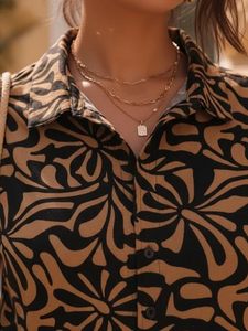 Camisa de Rayón Estampada para Mujer, Corte Regular, Cuello con Abertura, Mangas Medias, Suave y Ligera, Ropa Casual para Mujer - Product Image 2