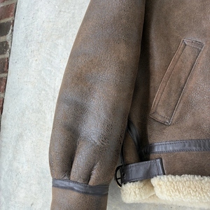 Veste personnalisée pour homme en cuir de mouton B3, écologique, coupe-vent, confortable, doublée de fourrure Sherpa, col rabattable, fermeture éclair - Product Image 3