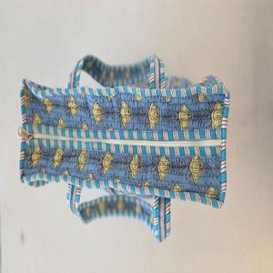 Quilted Cotton Geometric Pattern Tote Bag with Zipper Closure Shopping & Travel Bag - Product Image 2