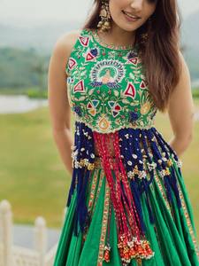 Vestido Maxi Afgano Kuchi de Algodón Verde, Bordado, Línea A, Largo hasta el Suelo, Vestido Tradicional para Mujer con Borlas para Bodas y Fiestas - Product Image 5