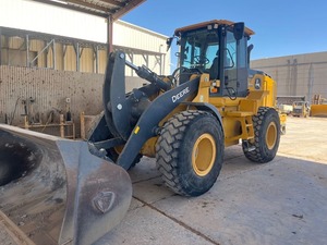 รถตักล้อยาง 2001 624P 4WD ยี่ห้อ MAVERICK CORPORATE LOGISTICS LLC รุ่น Z225154 น้ำหนัก 200 ตัน 8000 พรีเมียม พร้อมส่งออก - Product Image 1