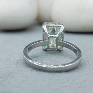 Joyería de Lujo para Mujer, Anillo de Compromiso y Boda con Diamante Cultivado en Laboratorio de 2 Quilates, Oro Sólido de 14K, Corte Clásico, Certificado IGI, VVS - Product Image 4