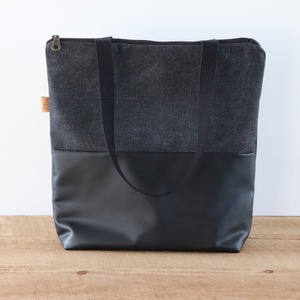 Sac fourre-tout en cuir et toile, style vintage, imperméable, broderie ouverte, sac à bandoulière, sac de voyage, sac de travail, sac de shopping, durable, personnalisable - Product Image 1