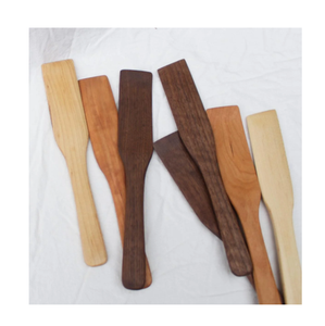Espátula de madera multicolor a precio de fábrica para hornear pan, juego de espátulas para uso en hoteles, hogares y cocinas. - Product Image 1