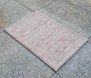 Alfombras de Lana Tejidas a Mano de Diseño Moderno, Técnica Jacquard, Patrón Abstracto, Estilo Kilim, Lavables y Ecológicas - Product Image 1