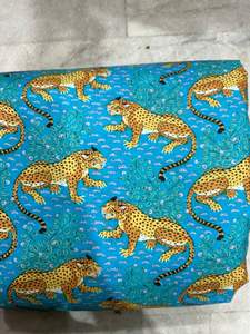 Tissu en voile 100 % coton imprimé à la main avec motifs animaux indiens, écologique, biologique, léger, pour robes femme et garçon, et sacs - Product Image 2