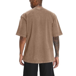 เสื้อยืดผู้ชายลายกราฟิกสไตล์วินเทจทรงโอเวอร์ไซส์ผ้าฝ้าย ล้างสีแบบแอซิดวอช สตรีทแวร์ รับทำโลโก้ตามสั่ง ขายส่งเสื้อยืด OEM - Product Image 5