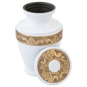 Urnas de Cremación para Adultos de Latón con Acabado en Color Negro, Duraderas, Doradas con Bandas Grabadas, Capacidad de 200 Pulgadas Cúbicas, Diseño Personalizable - Product Image 5