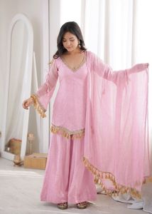Traje Palazzo Rosa con Bordado de Encaje y Detalles de Espejo para Mujer, Estilo Casual, Corte Regular, Largo hasta el Tobillo, Tradicional, de Secado Rápido, Protección Solar - Product Image 1