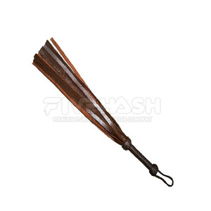 Flogger de Cuero de Alta Calidad con Colas Flexibles y Mango de Agarre Firme, Diseñado para un Rendimiento Duradero y con Estilo - Product Image 4