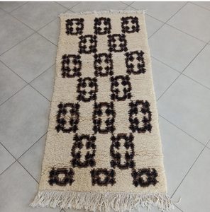 Tapis noué à la main de luxe marocain en laine noire et beige, rembourré, résistant aux taches, antidérapant, à poils longs, pour prière, salon, hôtel - Product Image 2