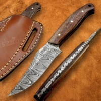 Couteau de chasse OEM en acier Damas fait main, lame pleine longueur, manche en bois, couteau de camping Skinner, cadeau idéal, vente en gros