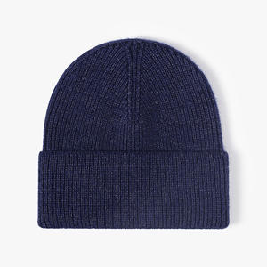 Bonnets en tricot classiques de haute qualité OEM pour hommes et femmes, bonnets épais et chauds pour l'automne et l'hiver, bonnets d'extérieur, logo personnalisé - Product Image 5
