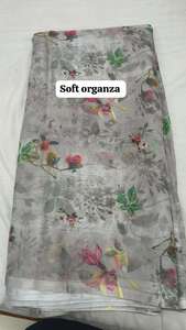 Tissu en organza doux de qualité supérieure avec motifs floraux, élégant et transparent, imprimé de fleurs, pour robes de créateurs et confection de costumes - Product Image 4