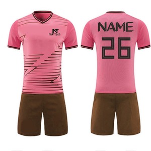 Vêtements de sport confortables pour hommes, uniforme de football 100% polyester, uniforme de football sur mesure pour hommes - Product Image 5