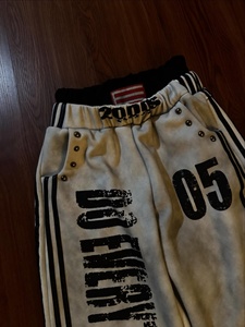Custom Heavyweight Distressed Fleece Sweatpants Mens Vintage Letter Graphic Wide Leg <b>Pants</b> Retro <b>Y2K</b> Streetwear Joggers - Product Image 6
