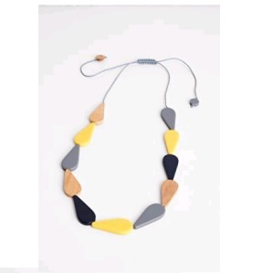 Collar Gargantilla de Cuentas de Aguamarina Cristalina, Delicadas Cuentas de Resina, Cierre de Lazo Plateado Clásico, Regalo Unisex con Temática de Amantes - Product Image 2