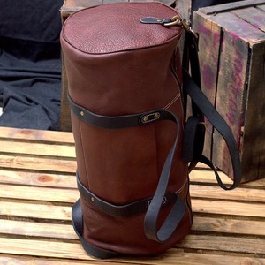 กระเป๋าหนังแท้แบบ unisex สไตล์วินเทจ กระเป๋าเดินทางสุดสัปดาห์ ความจุขนาดใหญ่ ใช้งานได้หลากหลาย กระเป๋าถือขึ้นเครื่องพร้อมซิป - Product Image 3