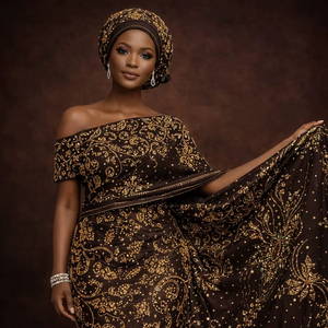 Écharpe africaine George brodée à la main et perlée - Product Image 1