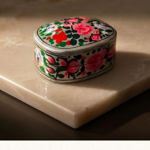 Premium Oval and Cuboid Shape Floral Printed Jewelry Box Traditional Style Lids for <b>Jewellery</b> <b>Storage</b> - Product Image 3