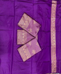 Sari de Seda Morado con Borde Dorado Zari, Traje Tradicional Indio para Bodas, para Mujer - Product Image 4