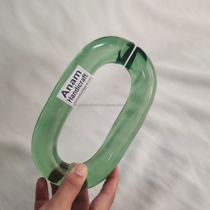 Adornos de Pared de Cadena Acrílica Modernos Personalizados, Hechos a Mano, Adornos Colgantes de Resina Modernos para Decoración del Hogar, Listos para el Festival Diwali - Product Image 1