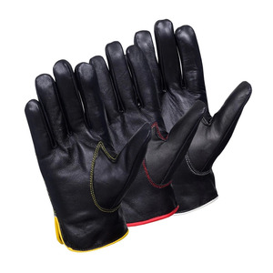Gants de conduite en cuir noir unisexes, respirants, avec sangle de poignet réglable pour une conduite confortable, avec dos matelassé - Product Image 3