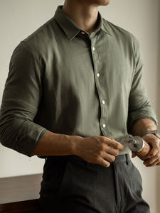 Chemises habillées à manches longues pour hommes en lin 100% de luxe, personnalisables avec logo, boutonnées, respirantes, décontractées, anti-boulochage, pour l'été – Vente en gros - Product Image 2
