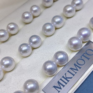 Pendientes de Perlas de Tahití de 10-11 mm, Plata de Ley S925 de Precisión, Redondos e Impecables, Engaste Alto - Product Image 2