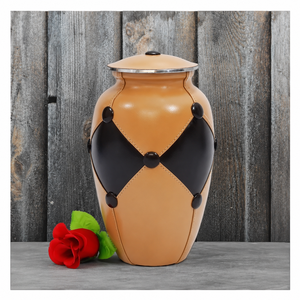 Urnes funéraires classiques en métal sculptées à la main, revêtement cuir marron et noir, urnes décoratives pour cendres humaines, Falah International. - Product Image 1