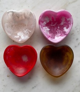 Elegant Resin Heart Dish Decorative Organizer for Rings Earrings Necklaces Keys Home <b>Table</b> Decoration and Accessories <b>Storage</b> - Product Image 5