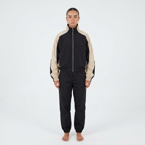 Chaqueta Deportiva para Mujer con Bloques de Color, Manga Larga, Cuello Alto, Cierre de Cremallera, Color Negro y Beige Sólido, Prenda Exterior de Poliéster para Otoño - Product Image 1