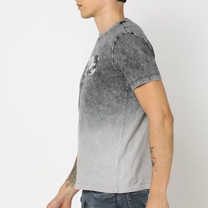 T-shirts modernes pour hommes en coton peigné 100 % délavé à l'acide, personnalisables avec logo imprimé, à manches courtes, pour un usage quotidien et tendance, vente en gros - Product Image 2