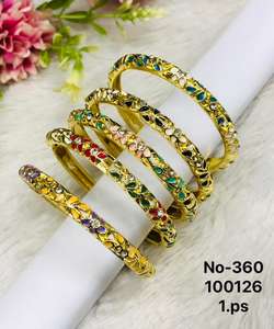 Ensemble de bracelets polyvalents pour femmes, style ethnique rétro, texture en alliage, design coloré tendance, pour les fêtes - Product Image 6