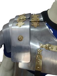 Auténtica Armadura Medieval Romana Lorica Segmentata, Acero Dulce Antiguo con Detalles en Latón, Armadura de Caballero Plateada para Reenactaciones y Cosplay - Product Image 4