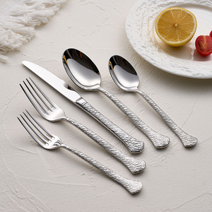 Lot de couverts vintage en acier inoxydable, style baroque martelé, finition miroir - Product Image 2