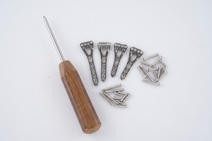 Kit de vis et plaques volaires de fixation du radius distal SureMed Instruments, 80 pièces, en acier inoxydable de qualité chirurgicale, certifié CE Classe II - Product Image 3
