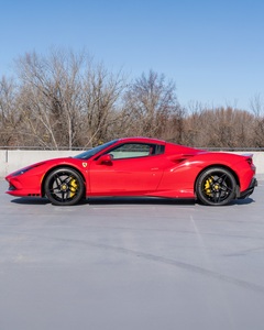 Supercar cabriolet haute performance F8 Spider d'occasion 2022 - Product Image 2