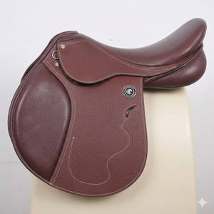 Selle de dressage Close Contact avec arceau en bois et plastique pour cheval noir - Durable, confortable, légère, en cuir véritable - Product Image 1