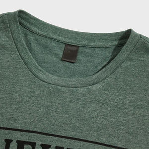 Ensemble Sportif Homme 2 Pièces Été en Tissu Éponge Tricoté – T-shirts Manches Courtes et Shorts Respirants Style Streetwear – Vente en Gros - Product Image 4