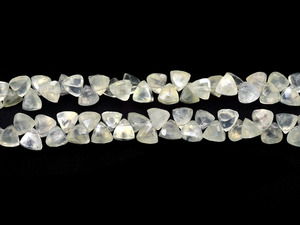 Perles triangulaires facettées en préhnite AAA+ de 6 mm, pierres précieuses semi-précieuses en préhnite verte naturelle, perles fantaisie en forme de triligne pour bijoux - Product Image 2
