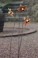 Piquet de jardin décoratif en métal galvanisé, sculpture florale pour la décoration de pelouse