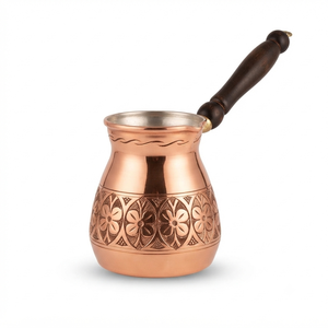 Auténtica cafetera turca de cobre grabada con motivos florales, Cezve, Ibrik árabe, Briki griega, calentador de leche para estufa con mango de madera. - Product Image 1