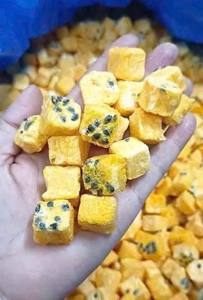 Fruta de la Pasión Orgánica Liofilizada a Granel con Agua, Procesada IQF / Proveedor OEM de Fruta Liofilizada de Vietnam - Product Image 3