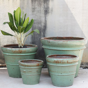 Pots et jardinières en céramique artisanaux écologiques fabriqués au Vietnam avec trou de drainage pour la décoration de la maison et du jardin, logo personnalisé - Product Image 2