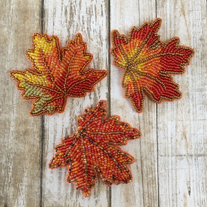 Posavasos de Vidrio con Cuentas Hechos a Mano de Inspiración Vintage, Accesorios de Bar Duraderos con Forma de Planta, Hechos en India - Product Image 1