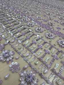 Tissu en dentelle perlée à la main de luxe en gros pour robes de soirée ou robes de mariée disponible à bon prix - Product Image 4