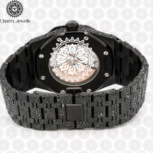 Montre de luxe en moissanite de qualité supérieure avec mouvement à quartz, en acier inoxydable, bijou de mode, disponible à la vente - Product Image 3