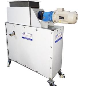 Máquina pulverizadora de coco de alta calidad para moler hierbas, trituradora de cáscara de coco, pulverizador de acero inoxidable para alimentos comerciales - Product Image 1